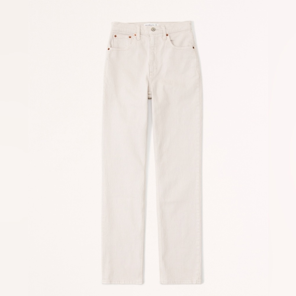 A&F Ultra High Rise 90s Straight Jean (26 SHORT)